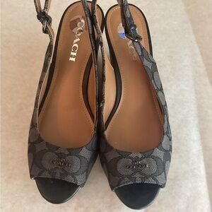 Coach Women's Black Patterned Slingback Heels